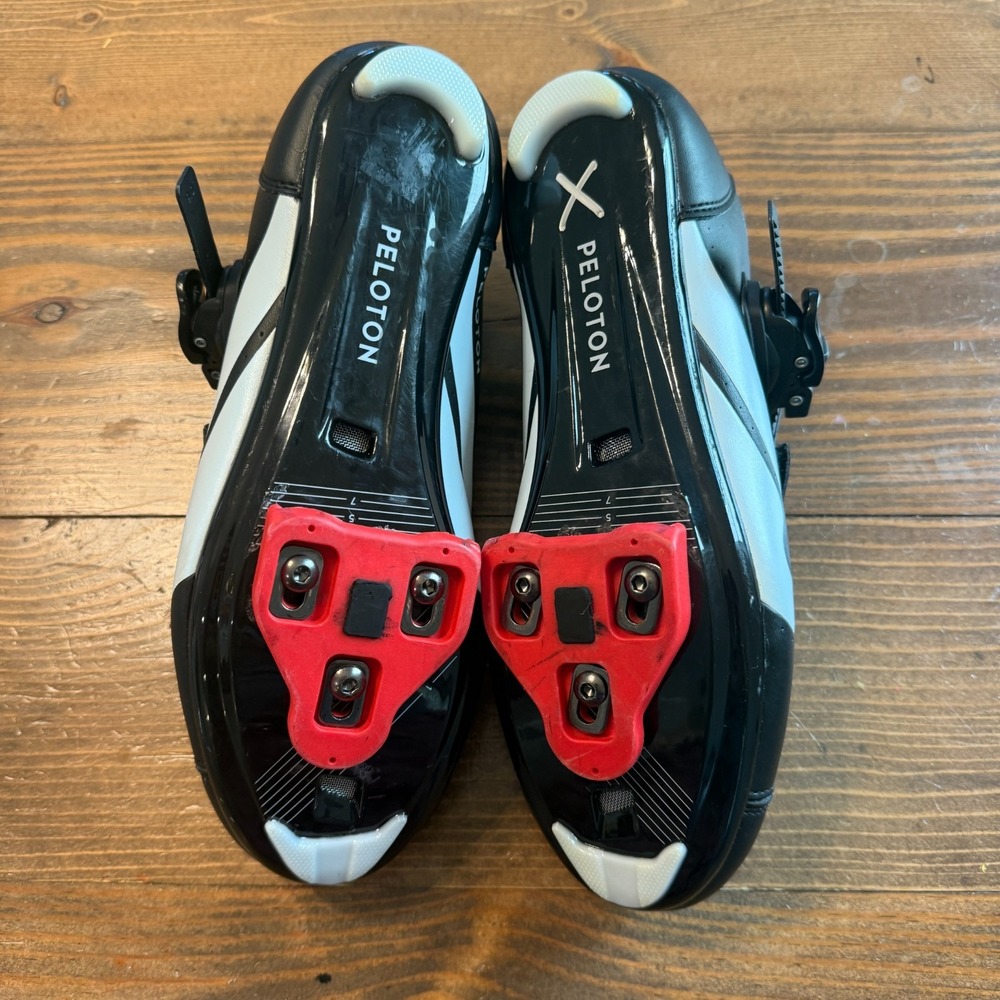 Peloton Cycling Shoes with Cleats EU Size 41 Men 8 / Women 10 Black Red - Picture 7 of 8